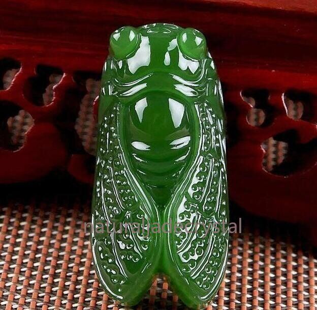 Green Jade Cicada Pendant Carved Amulet Gifts Necklace Natural Jewelry