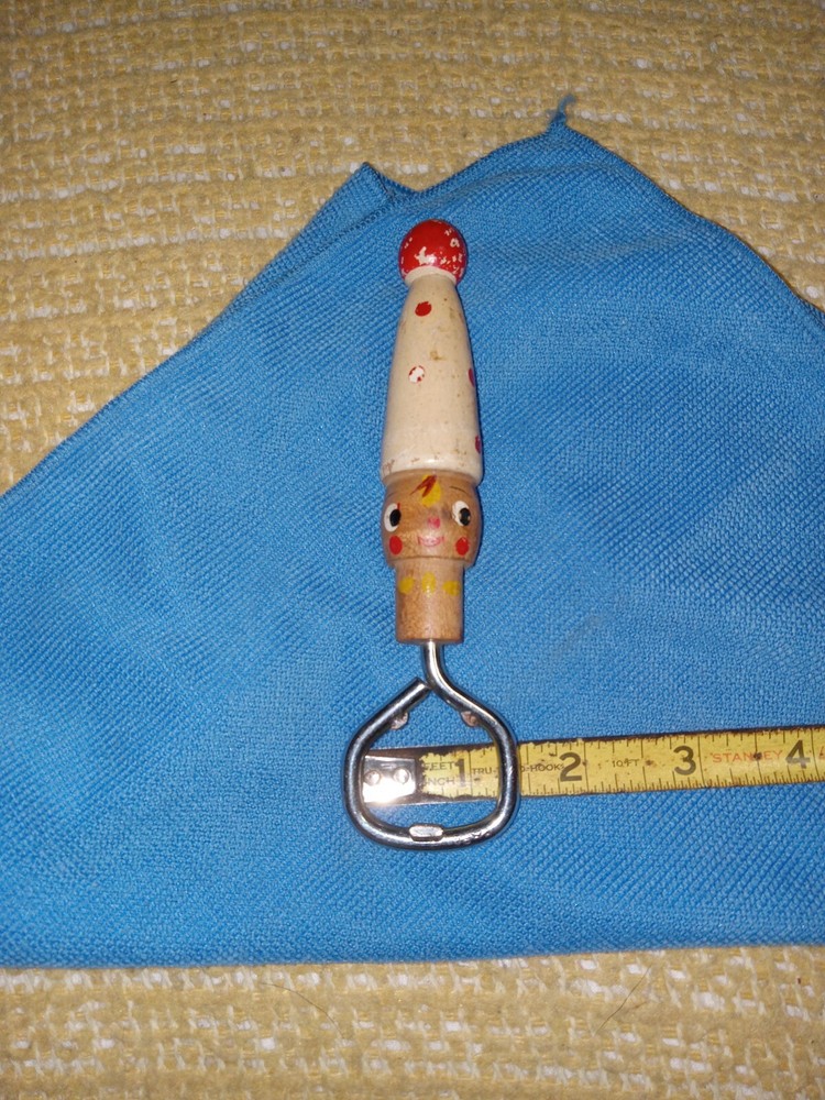 VINTAGE WOODEN FIGURAL HANDLE BOTTLE OPENER WOOD FIGURE DISPLAY KITCHEN BAR