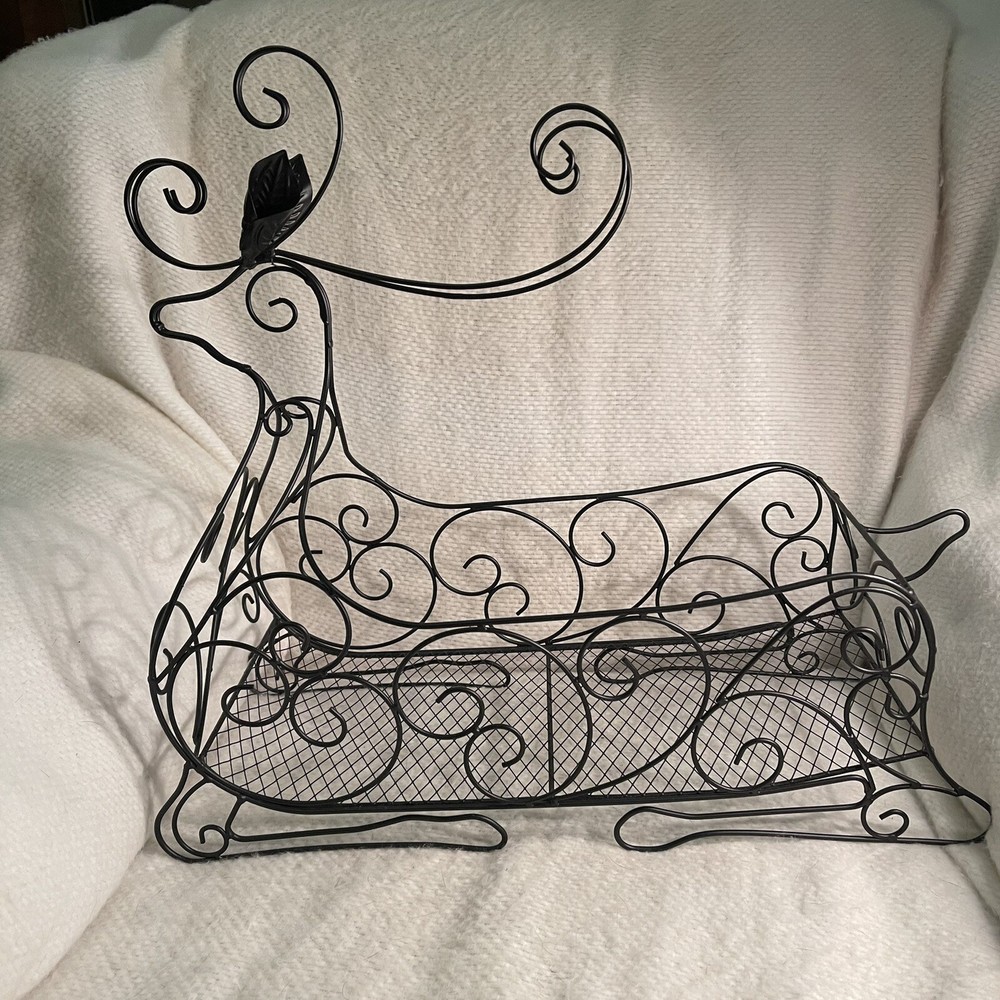 Metal Reindeer Sleigh With Scroll Design And Wired Base Black