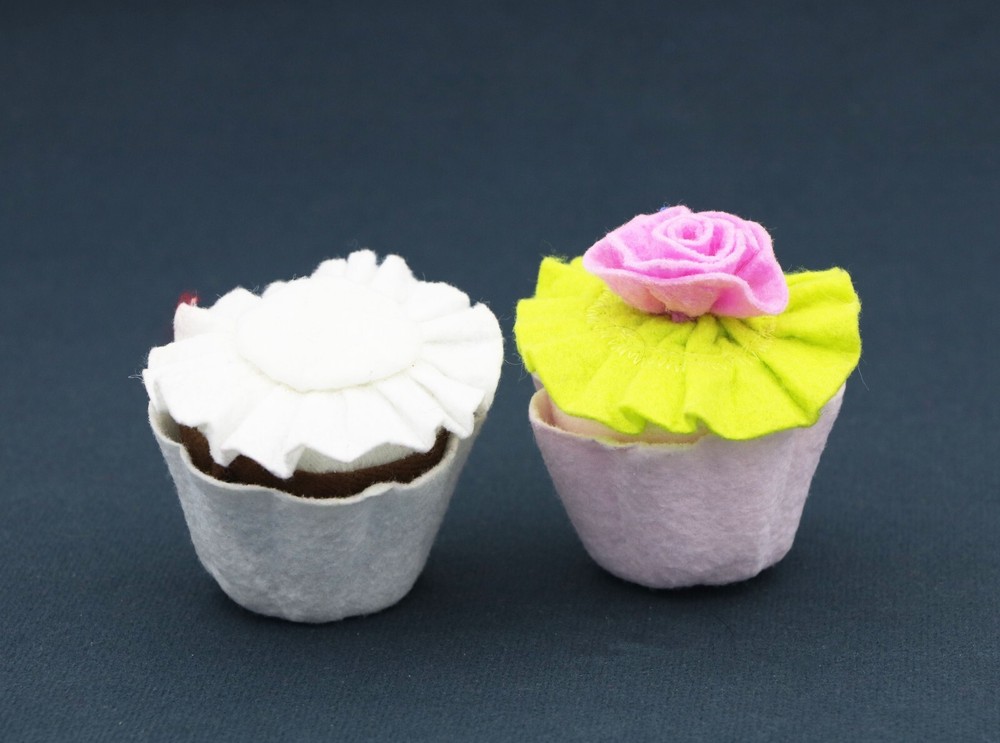 American Girl Bitty Baby Stackable Cupcake Fabric 2-Piece Set for Dolls