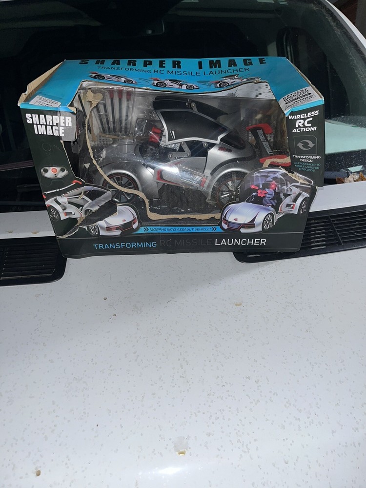 Sharper Image Remote Control Transforming Missed Car New Damaged Box