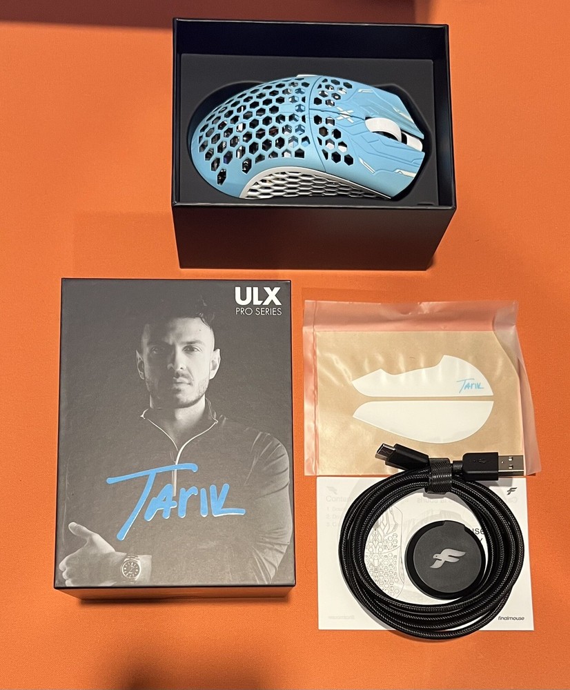 UltralightX Pro Tarik Medium Gaming Mouse by Finalmouse