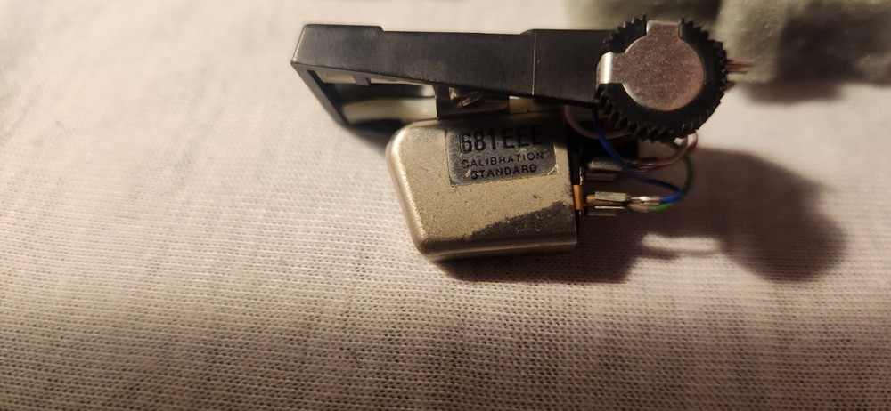 High-Performance Turntable Cartridge for Vinyl Playback