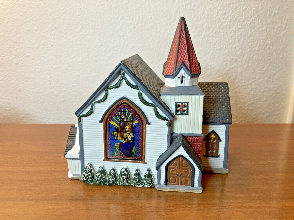 1995 Lemax Porcelain Dickensvale Lighted Church House 55173 Village Collection