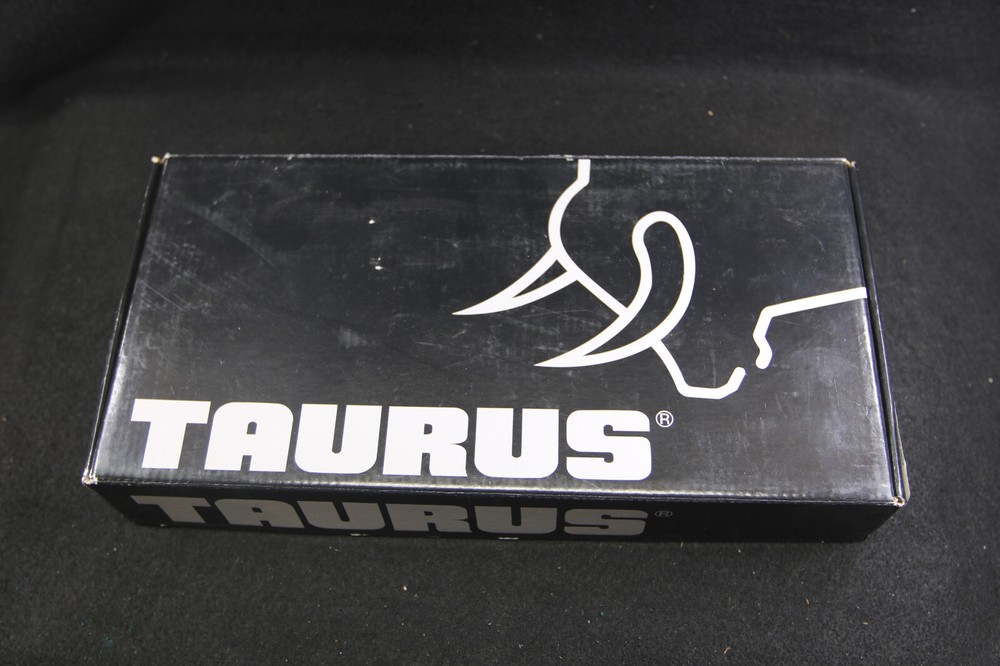 Taurus Public Defender 45 LC 410 Revolver Factory Orginal Gun Case Box 2