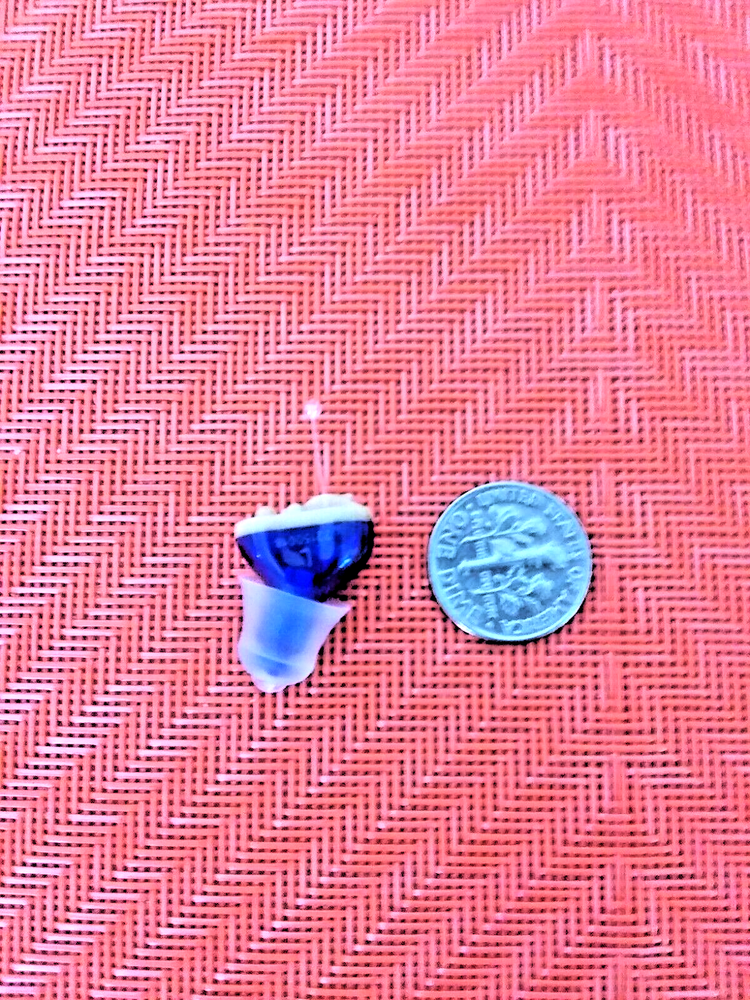 TINY IN EAR CIC hearing amplifier with 3 programs and low noise for left ear