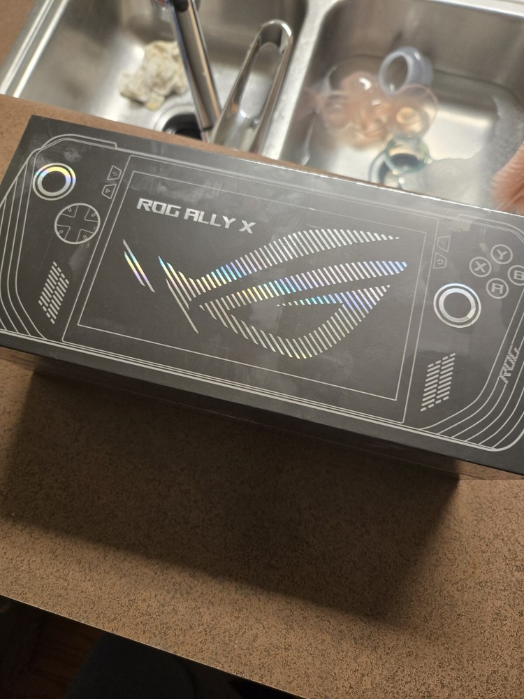 New 2024 ASUS ROG Ally X 7