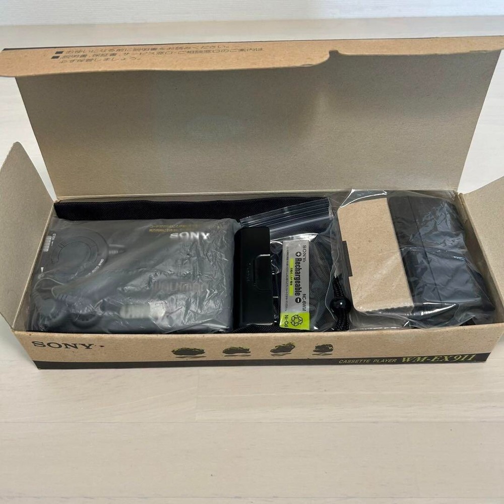 Used Sony Walkman WM-EX911 Portable Cassette & Mini-Disc Player