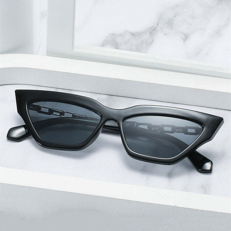 Women's Temperament Fashion Baked Lacquer Chain Sunglasses
