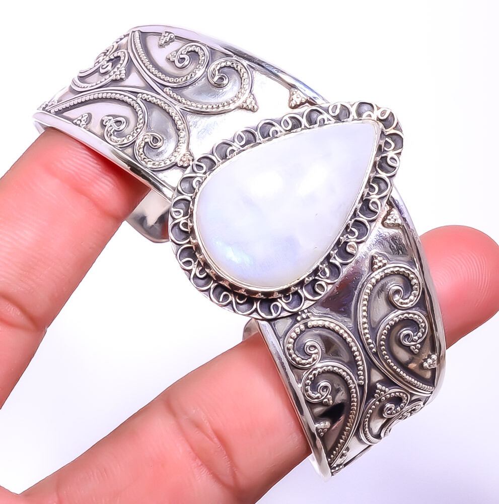 Rainbow Moonstone - Bihar 925 Bali Sterling Silver Cuff Adst. T95