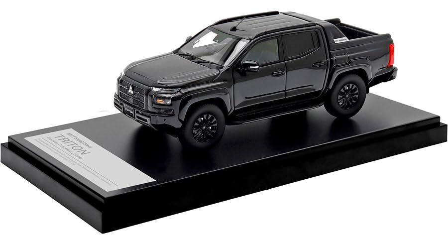 Hi Story 1/43 Mitsubishi Triton Double Cab 4WD 2024 Jet Black Diecast Model