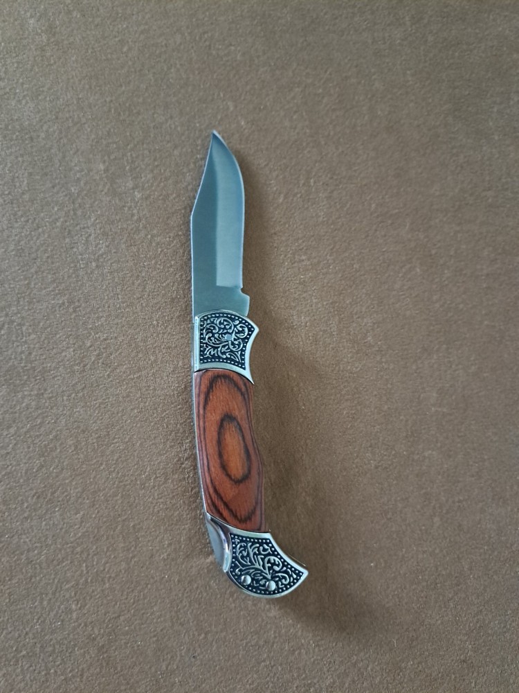 7 Inch Wood Handled Pocket Knife with Durable Blade