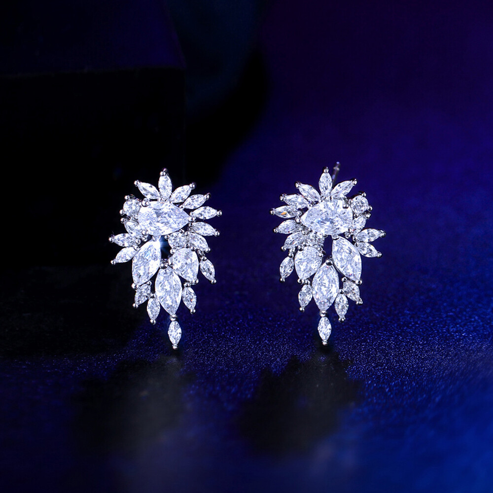 White Gold Plated Leaf Cute Stud Earrings CZ New Year Jewelry for Women Ladies
