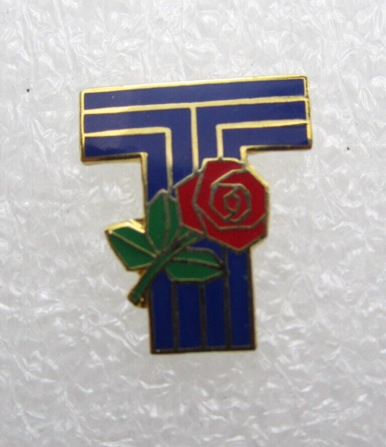 Letter T Red Rose Lapel Pin (D7)