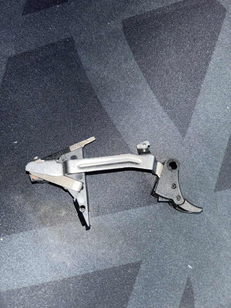 Used Glock 17 19 26 34 Gen 4 Trigger 30274 Ejector G17 G19 G26 G34 9mm