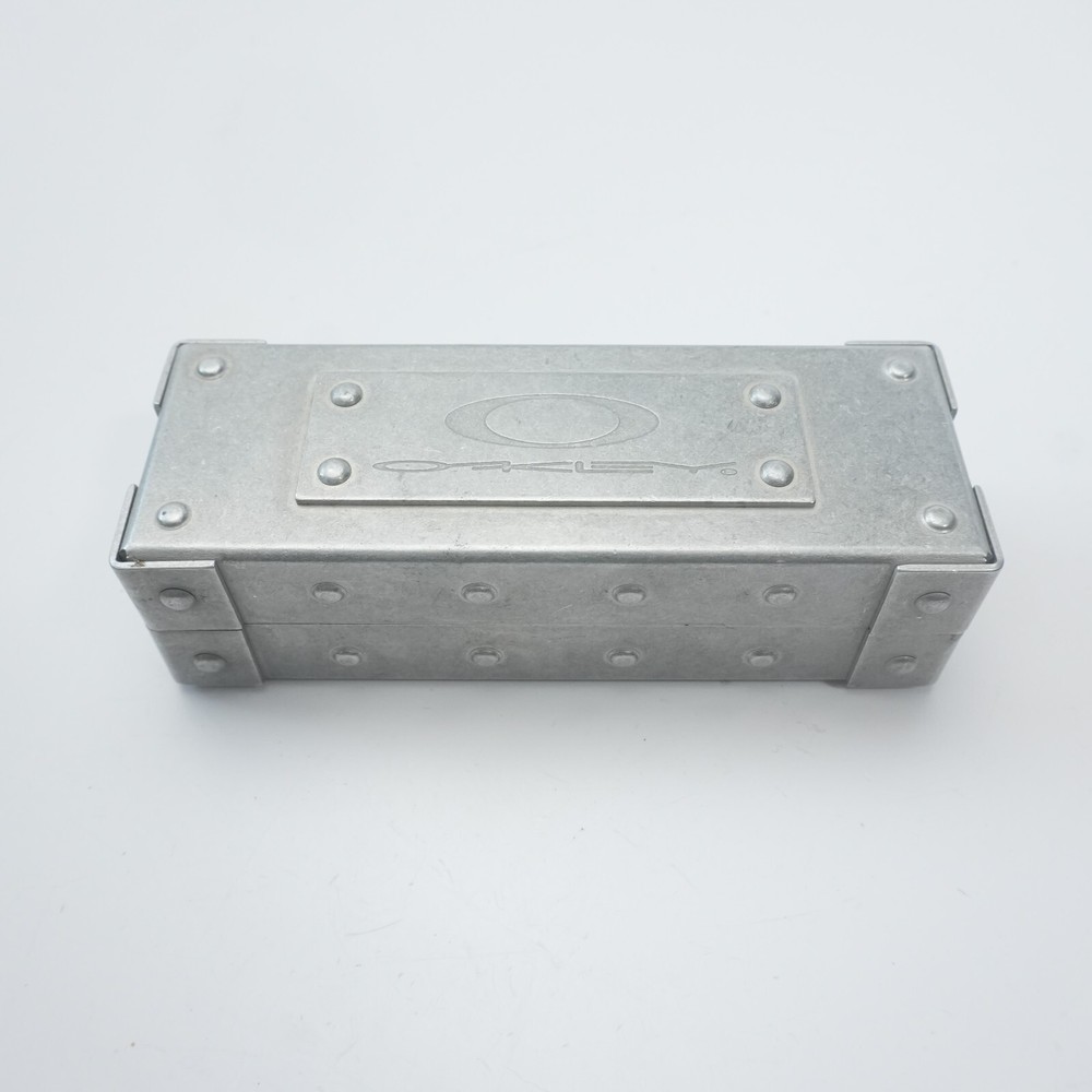 Vintage Oakley Sunglasses Case Metal Aluminum Riveted Vault Trunk Clamshell 1995