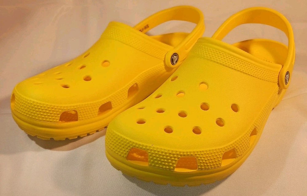 Crocs Classic Clogs Slip-On Shoes Unisex Size 12 Yellow
