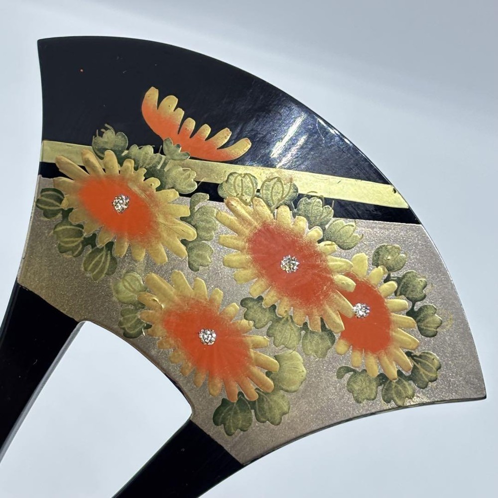 Koudo Tortoiseshell Black Bee Kanzashi Wedding Hair Accessory for Ceremonies