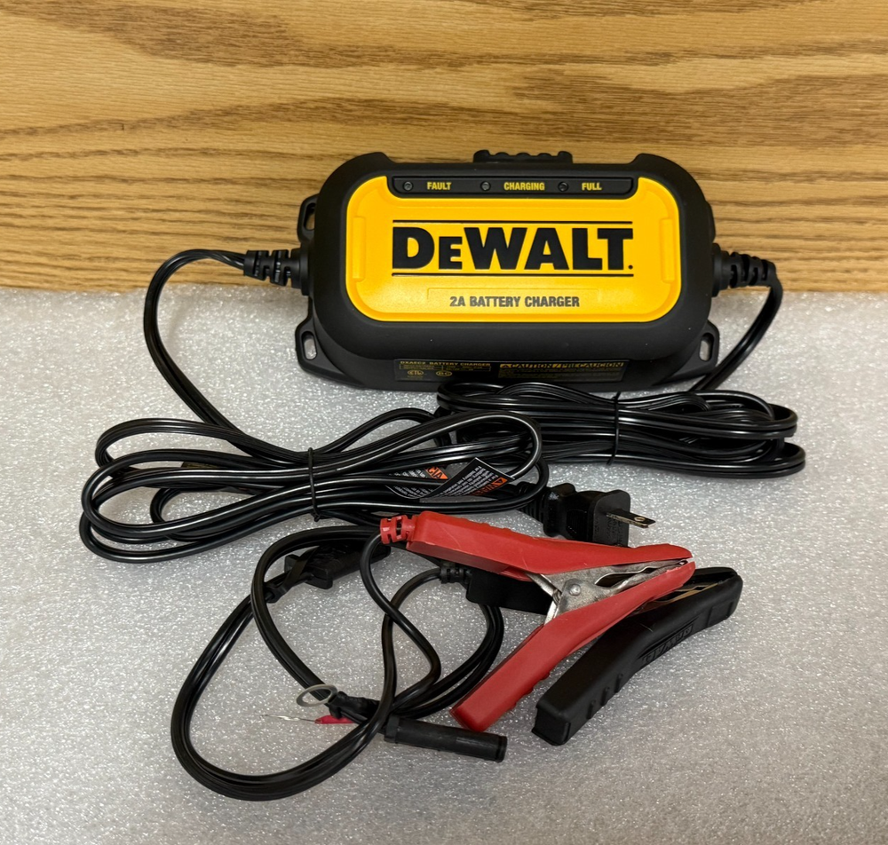 DEWALT DXAEC2 2 Amp Professional Auto Battery Charger Maintainer