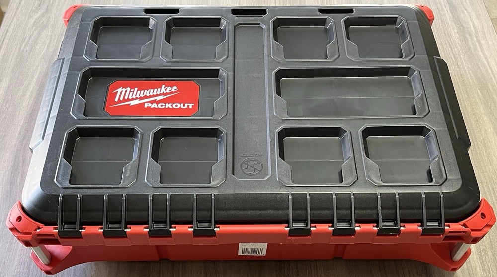 Milwaukee Packout Tool/Storage Case Red - #48-22-8424 75lb Capacity New Open Box