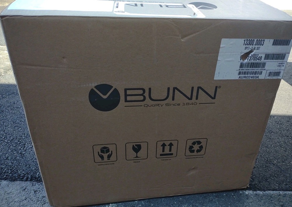 BUNN VP17-3 , 13300.0003 Pour over Coffee Maker - Stainless Steel