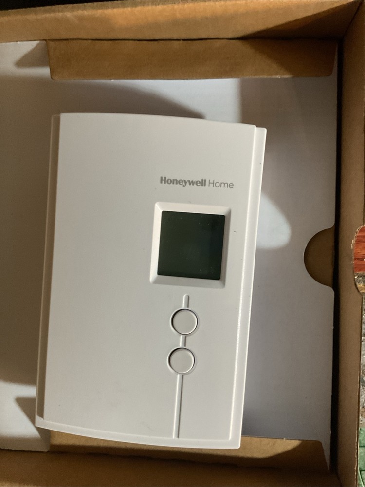 Honeywell RLV3120A1005 for Electric Baseboard Heating Digital Thermostat