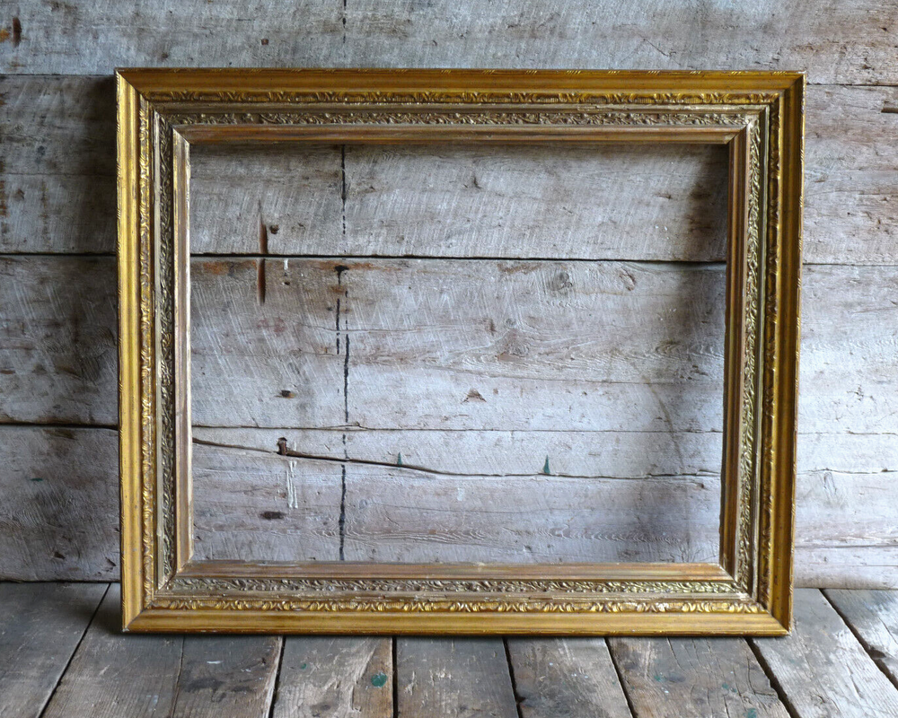 LARGE GILT GOLD FRAME FOR PAINTING 19-1/8