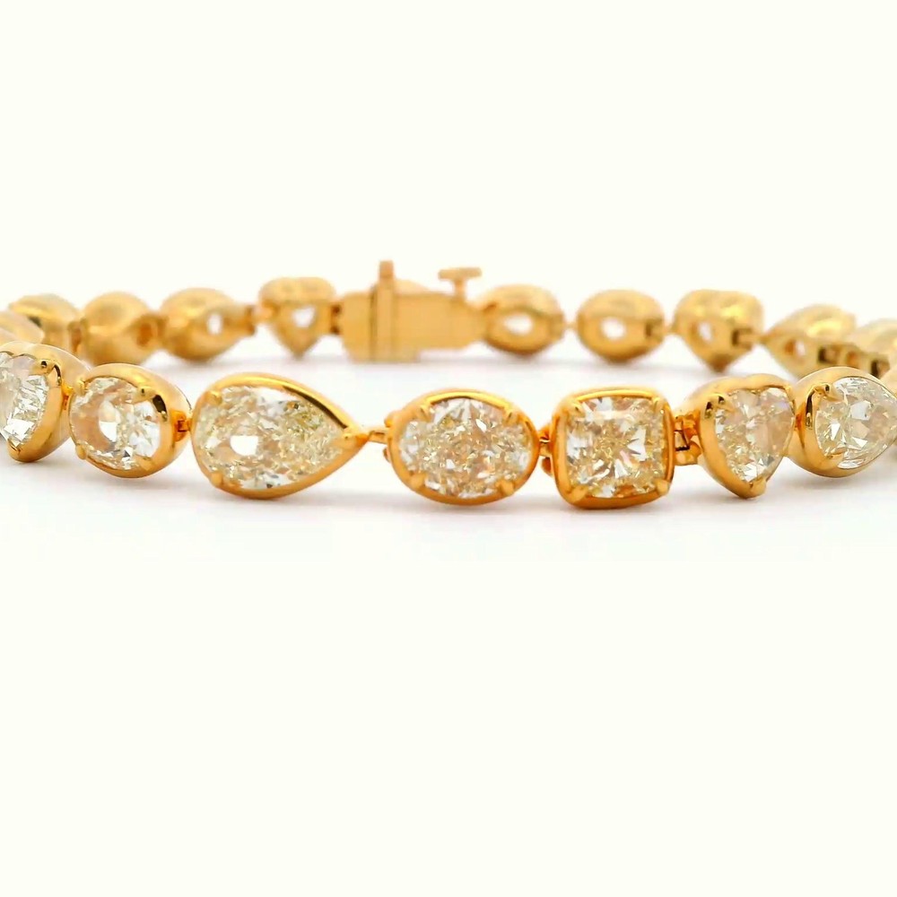 Alexander Beverly Hills Certified 21.75ct Yellow Diamond Bracelet 18k