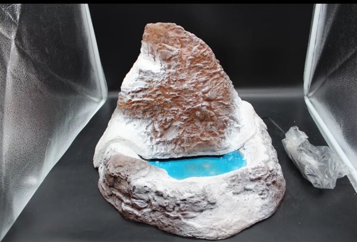 DEPT.56 Mountain Waterfall Village with Electric Water Pump #52644