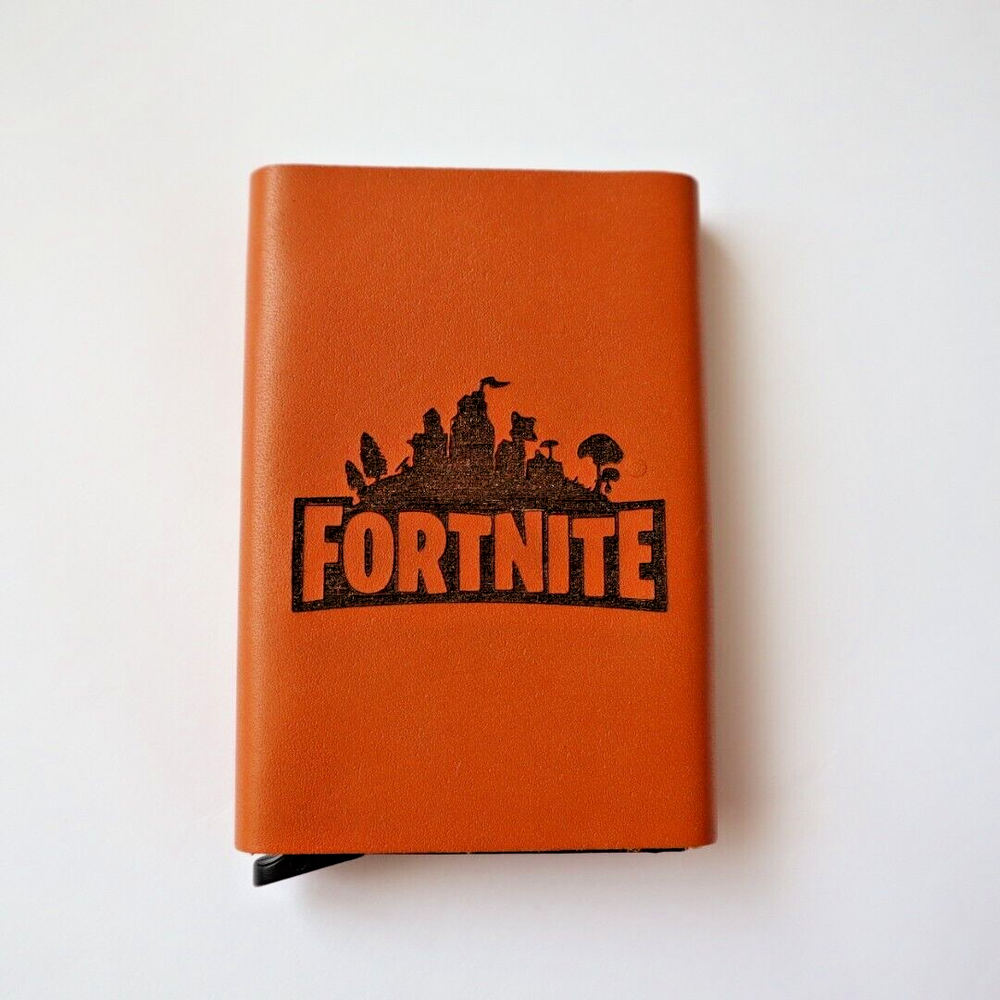 Slim RFID-Blocking Metal Credit Card Holder - Personalized Design  -image