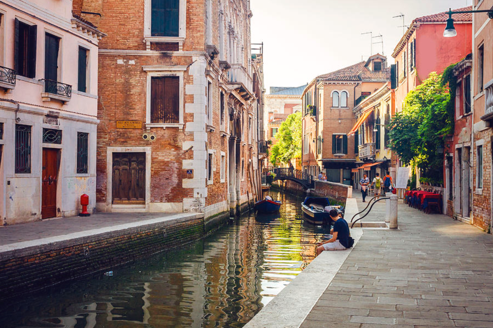 Venice Italy digital photo for print or wallpaper-image