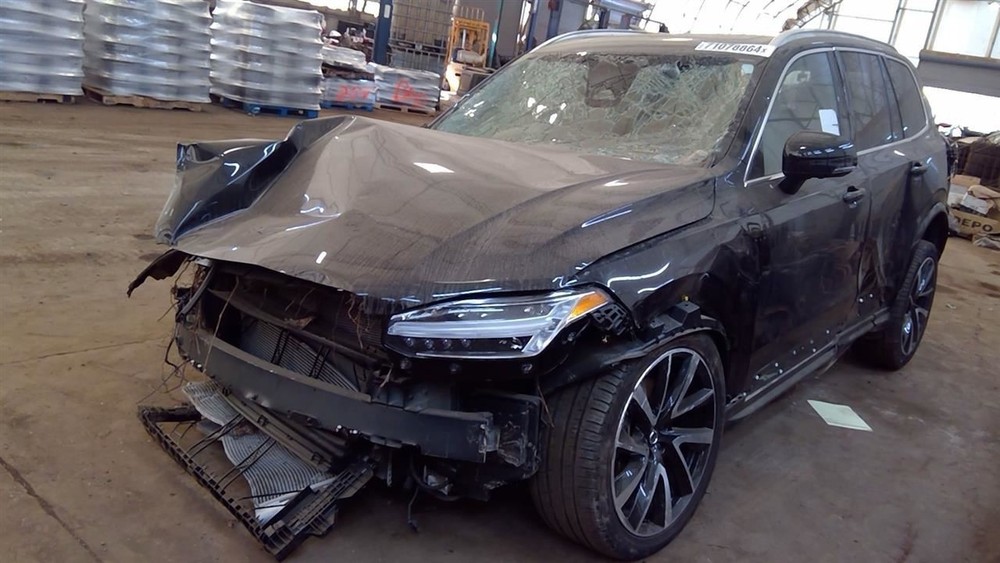 Volvo XC60 2022-2023 Fuel Pump Assembly Tank Mounted 6309442