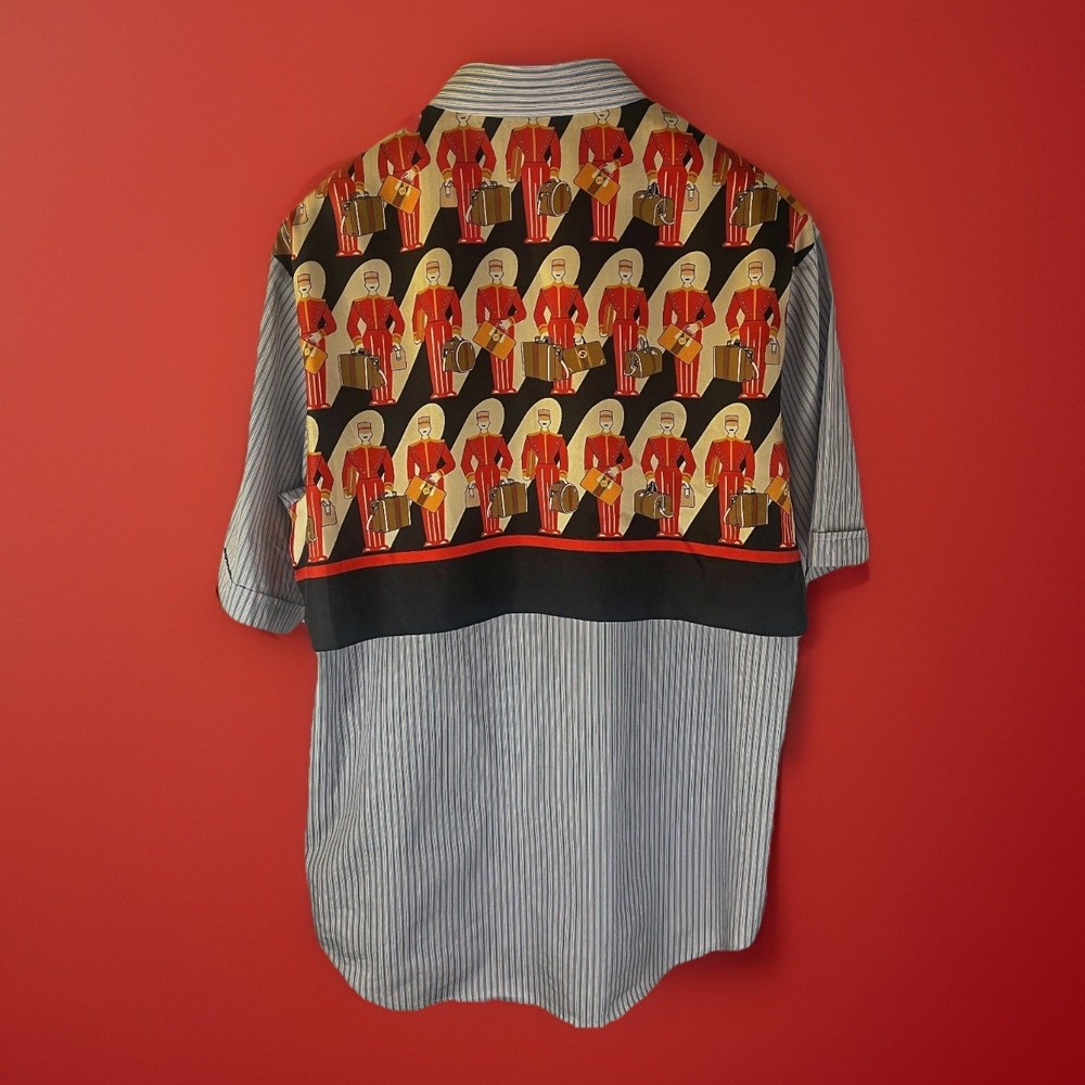Gucci Mens Blue Red White Striped Silk Shirt with Graphic Back Size 46 IT