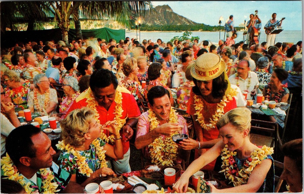 Waikiki Beach Luau with People Vintage Hawaiian Postcard HI