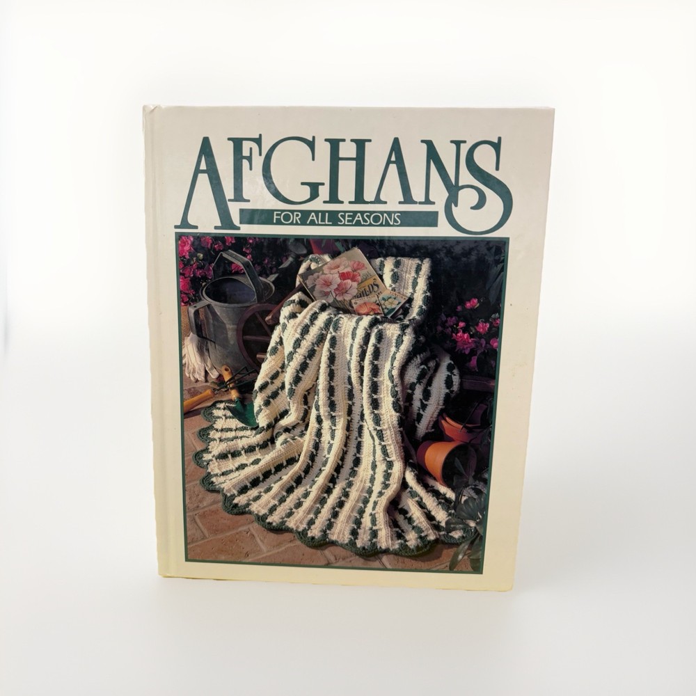 Afghans For All Seasons Book Leisure Arts  143 Pages 52 Afghans Patterns VIntage