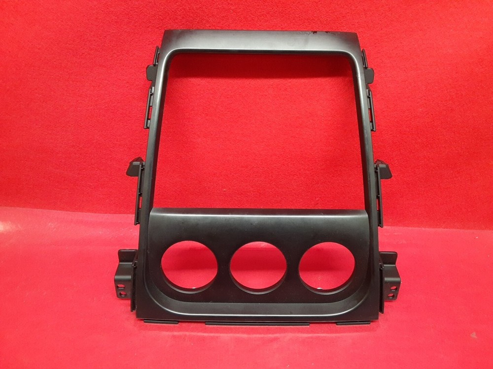 2007-2009 Suzuki SX4 Climate Control HVAC Heater A/C Trim Panel Bezel 73824-79J1