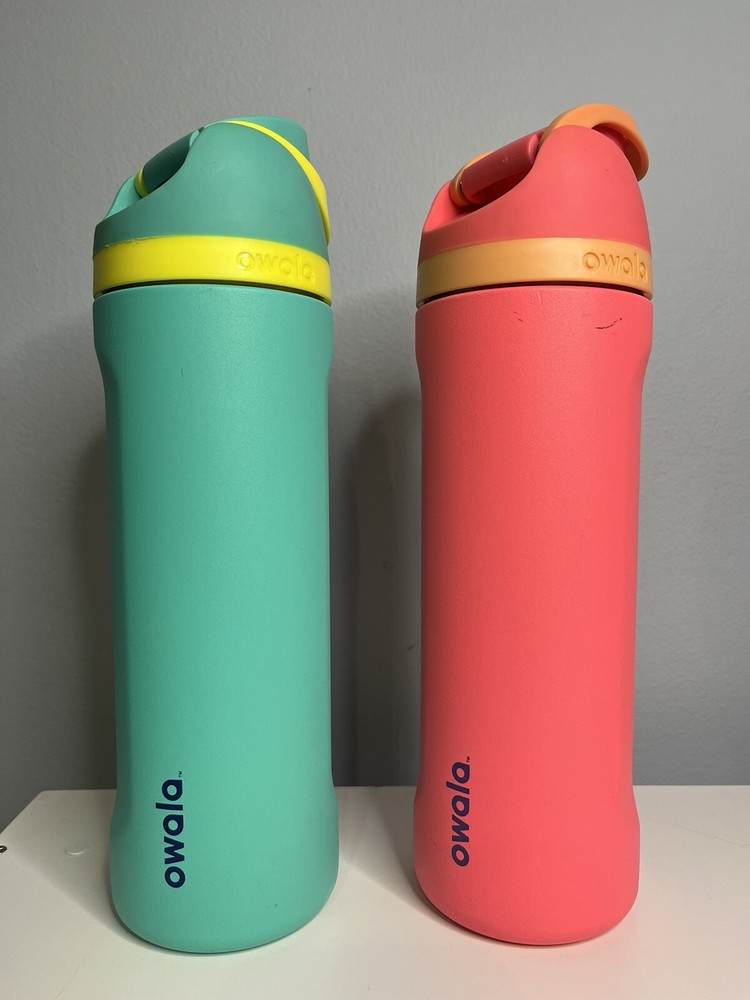 Two Owala FreeSip 24oz Stainless Steel Water Bottles Turquoise And Hot Pink