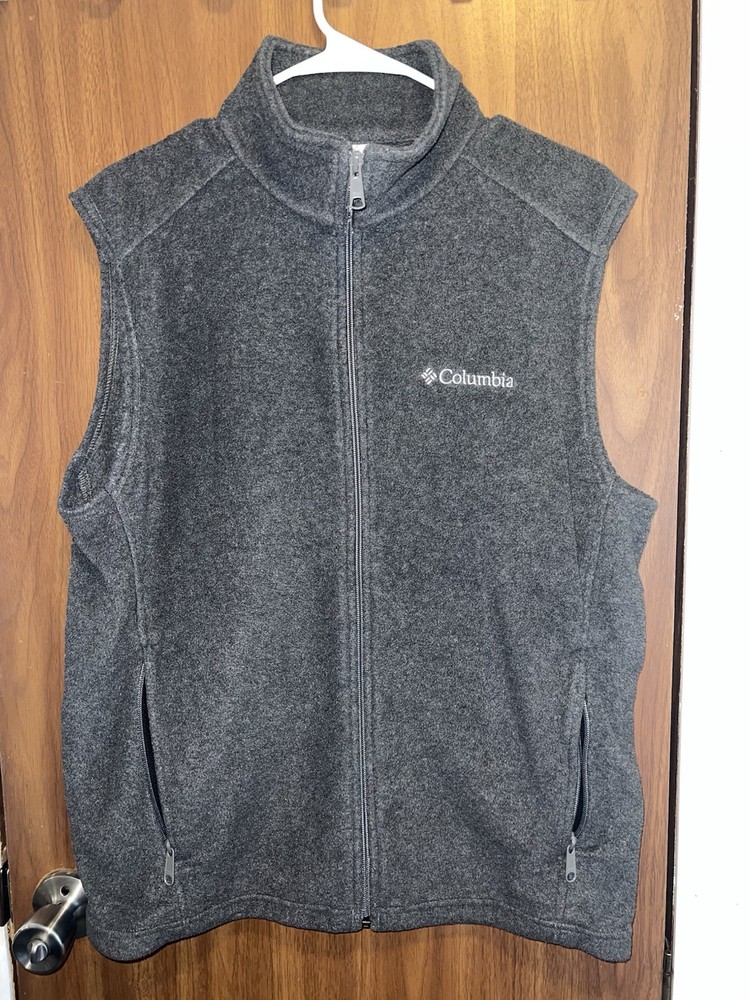 Men's Columbia Gray Fleece Vest – Lightweight & Warm