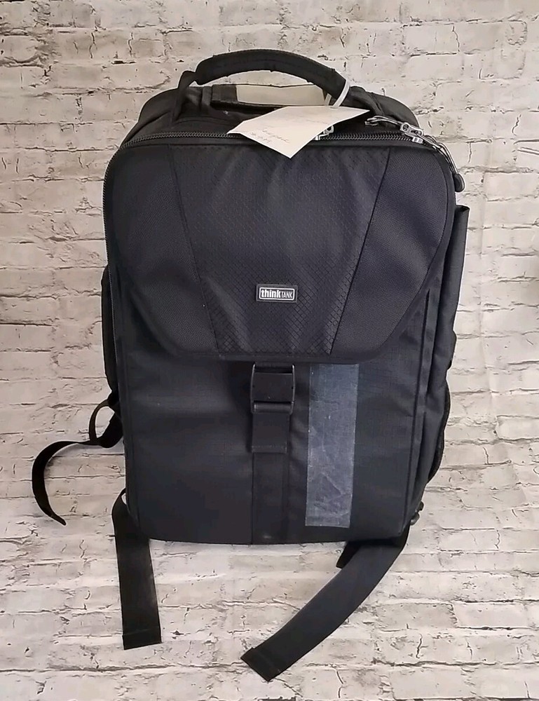 Think Tank Airport Antidote V2.0 17-Inch Laptop Backpack EUC Excellent Condition  