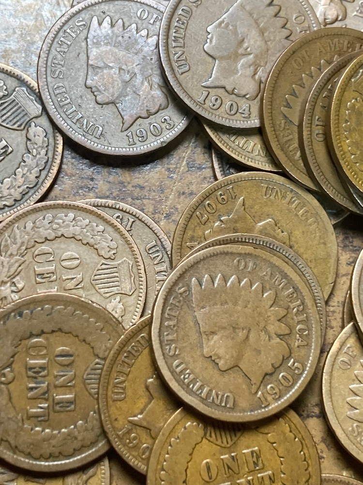 INDIAN CENT ROLL, 50 coins very nice condition coins, common dates