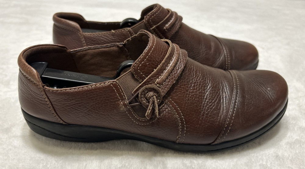 Clarks Women's Cheyn Madi Loafer Slip On Shoe Size 9 M Brown Leather Comfy Shoe