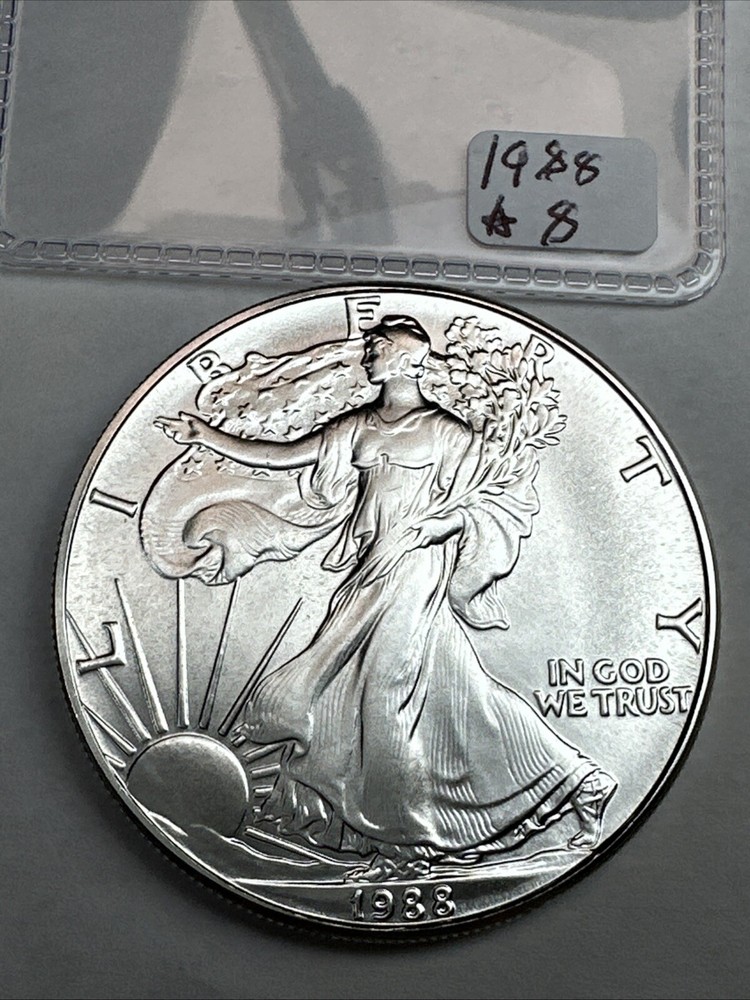1988 American Silver Eagle Brilliant Uncirculated 1oz 0.999 Fine Silver