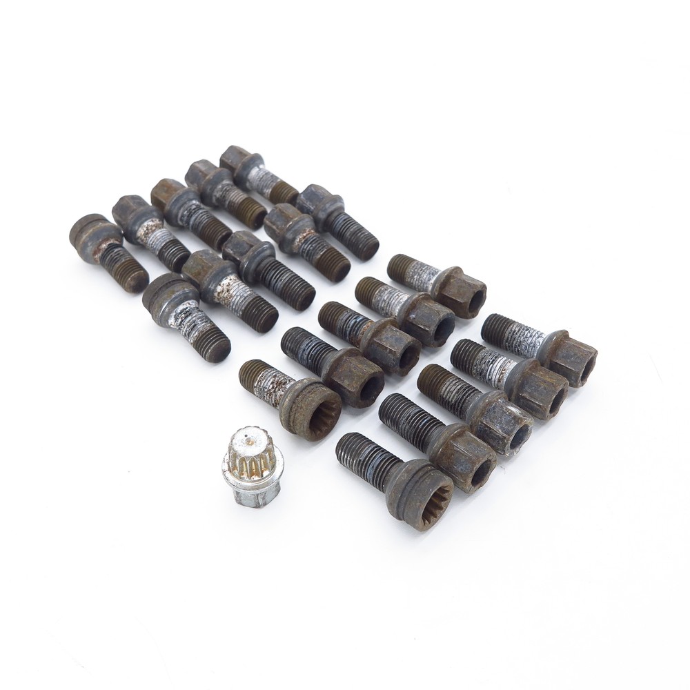 wheel bolts Bentley CONTINENTAL FLYING SPUR 3W 8D0601137D