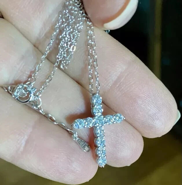 1 Carat Round VVS1 Moissanite Cross Pendant in 14K White Gold with Chain