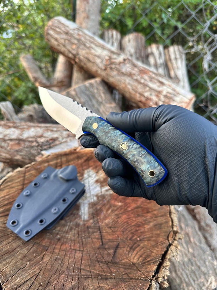 Custom Hunting Knife for Outdoor Adventures and Camping-image