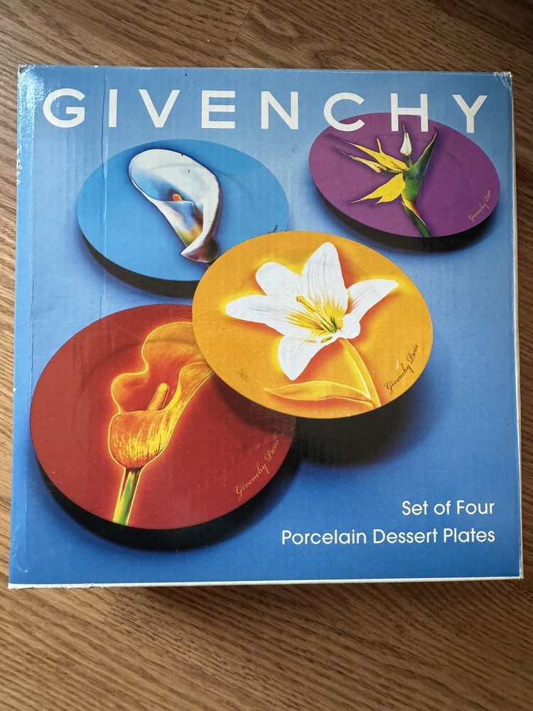 Givenchy Set 4 Porcelain Dessert Plates New Original Box Vintage 1999 Floral