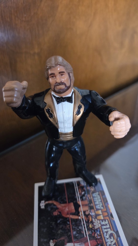 WWF Hasbro Titan Sports Series 1 Million Dollar Man Wrestling Action Figure