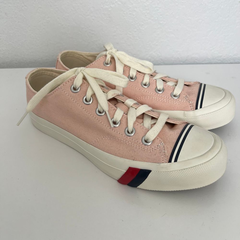 Pro Keds Men's 7.5 Pink Low Top Tennis Shoes