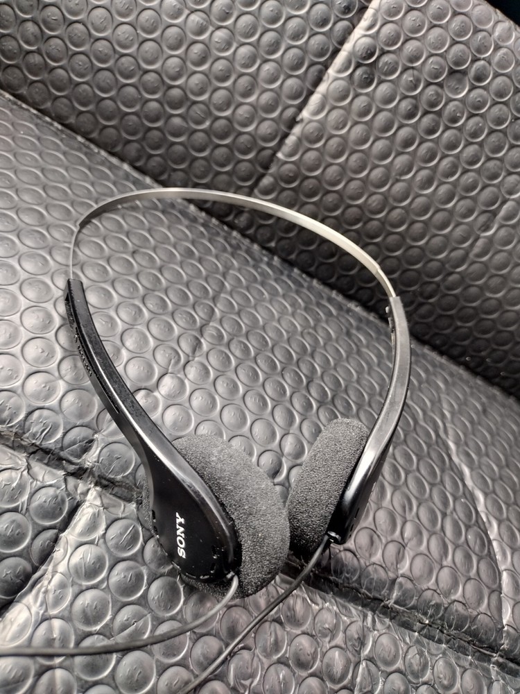 Vintage Sony MDR-006 Walkman Headphones -Black- Looks/Works Excellent