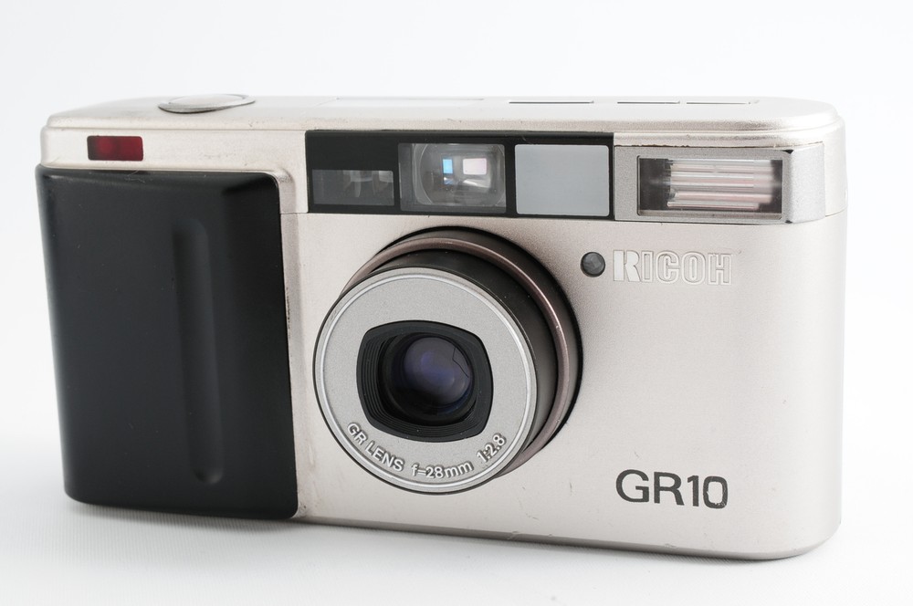 Ricoh GR10 Silver 28mm F2.8 Point & Shoot 35mm Film Camera From JAPAN [Exc+5]